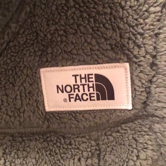 North Face green vest - Picture 8 of 8